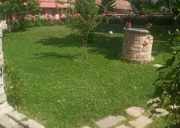 Bujtina Shkodrani B&B 3*