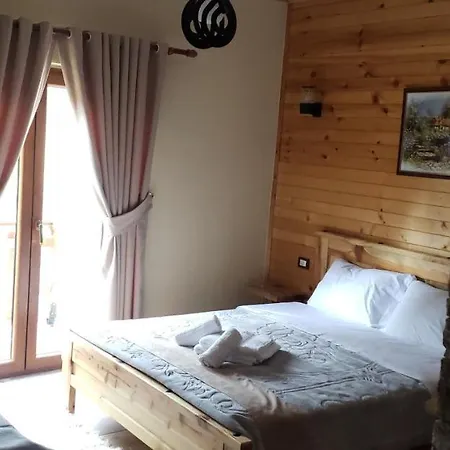 Bujtina Shkodrani فندق مبيت وإفطار