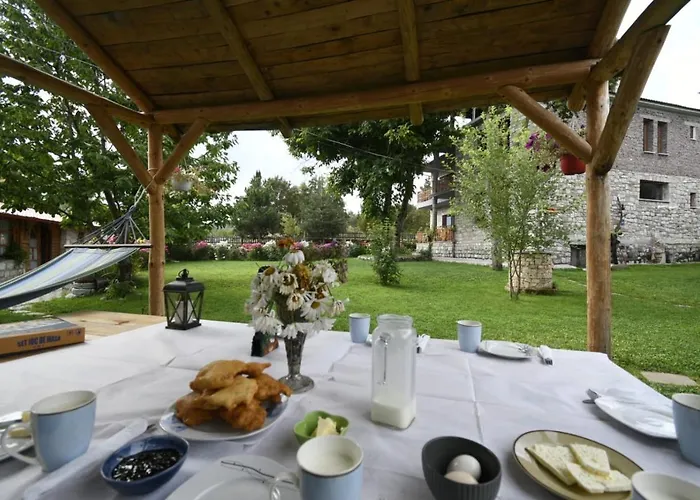 Bujtina Shkodrani Bed & Breakfast
